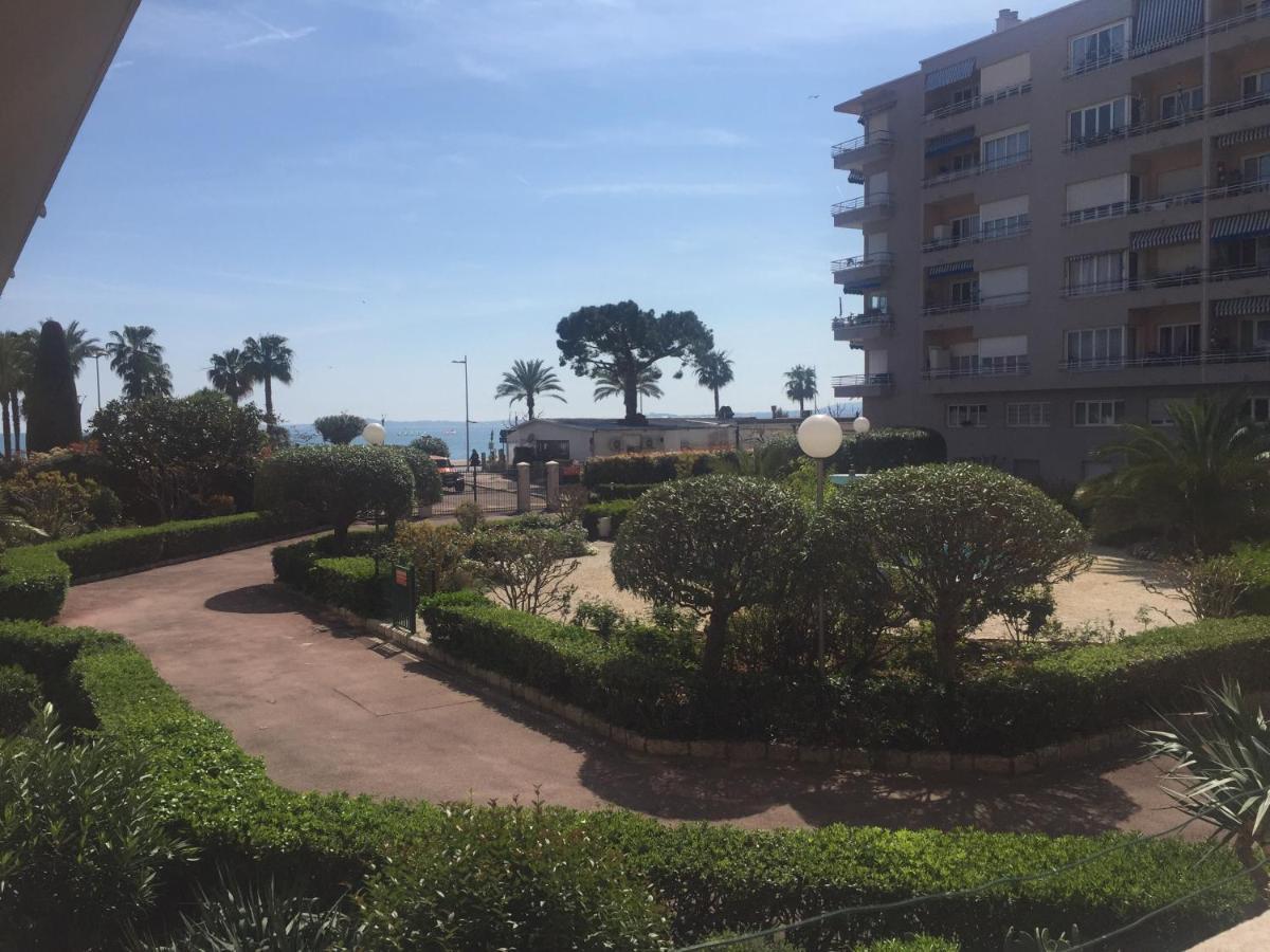 Charmant Appartement Bord De Mer, Plage カーニュ・シュル・メール エクステリア 写真