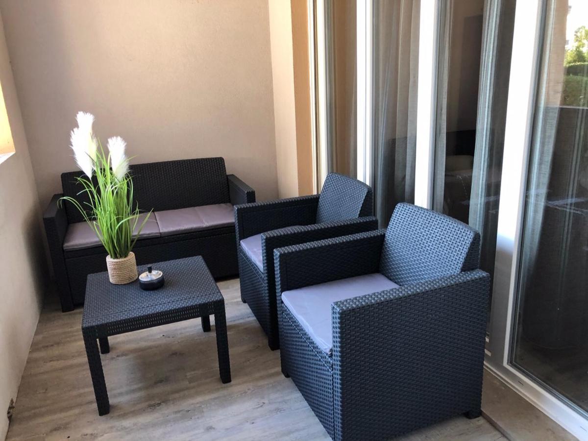 Charmant Appartement Bord De Mer, Plage カーニュ・シュル・メール エクステリア 写真